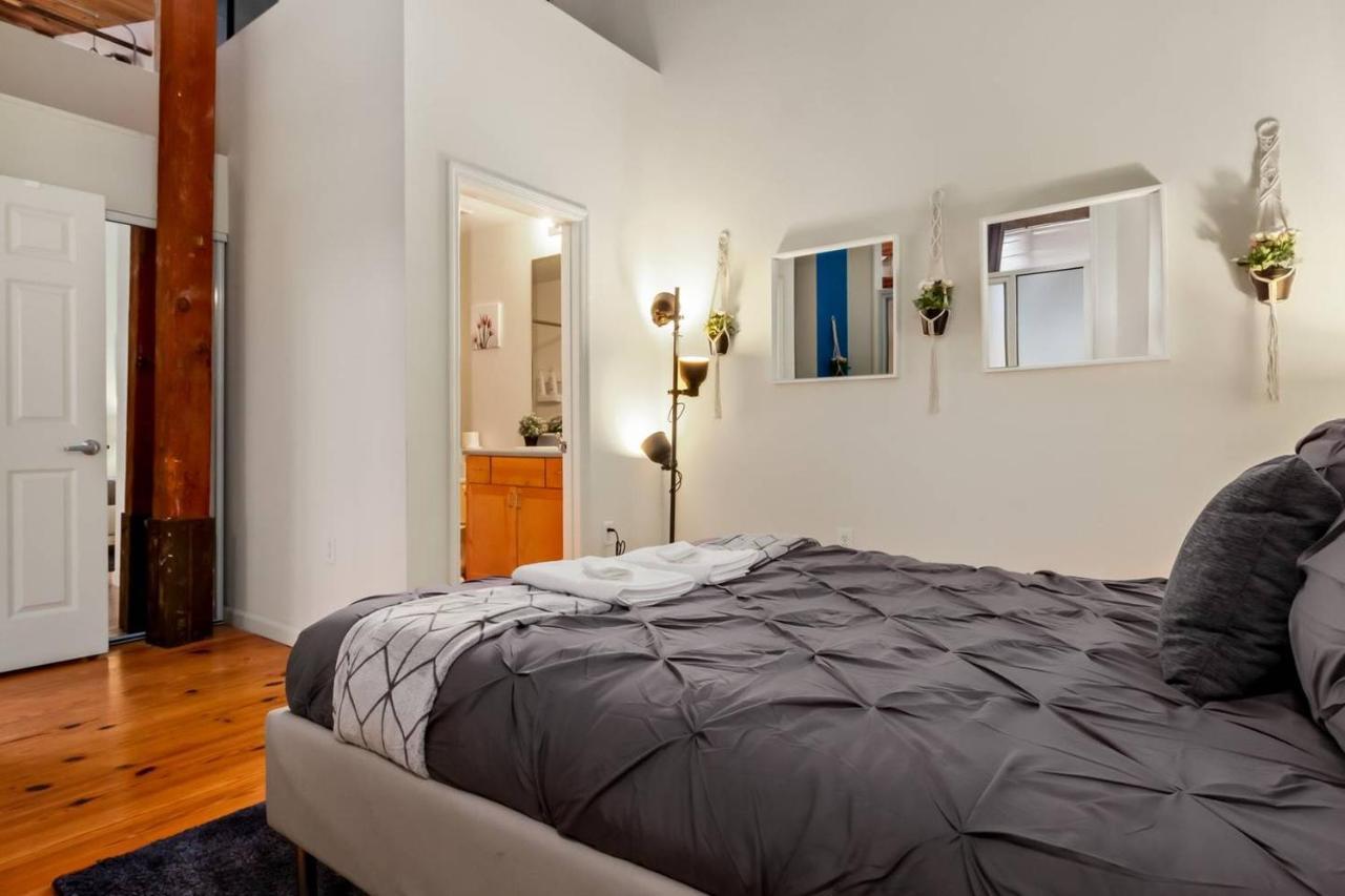 Trifecta Historic Brick 2Br Getaway Superhost Apartment Durham Exterior photo